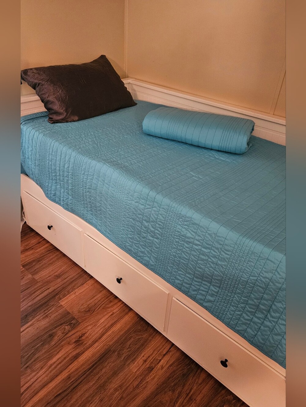 Reversable Quilt EXELLENT CONDITION